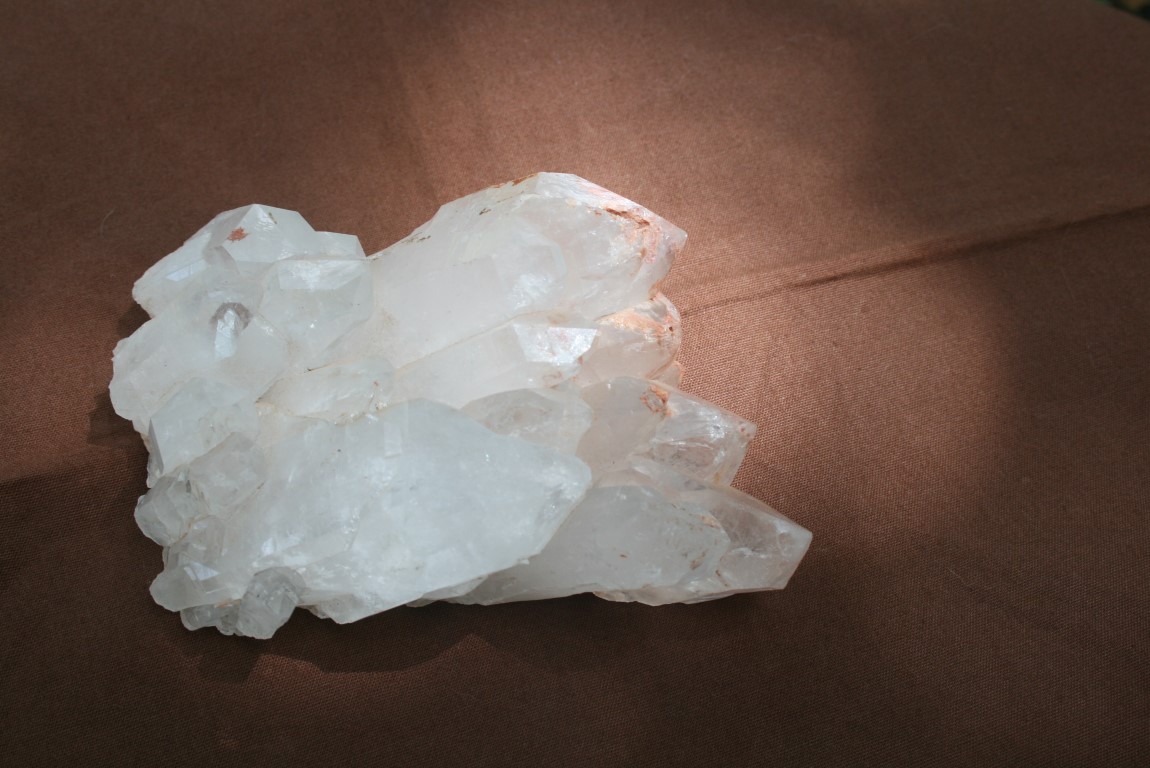 Faden Quartz cluster helps solidify connections 4977